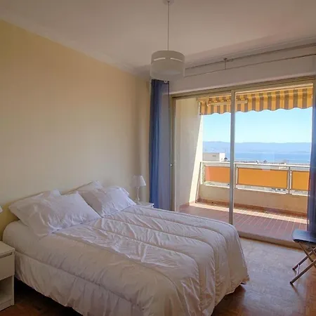 Apartman Cours General Leclerc *
